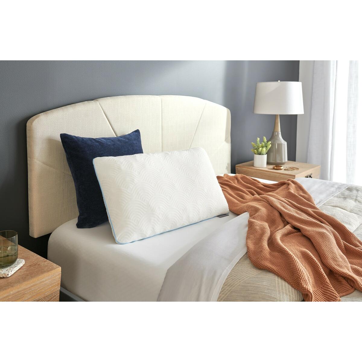 TEMPUR-Cloud Adjustable Pillow - Image 4