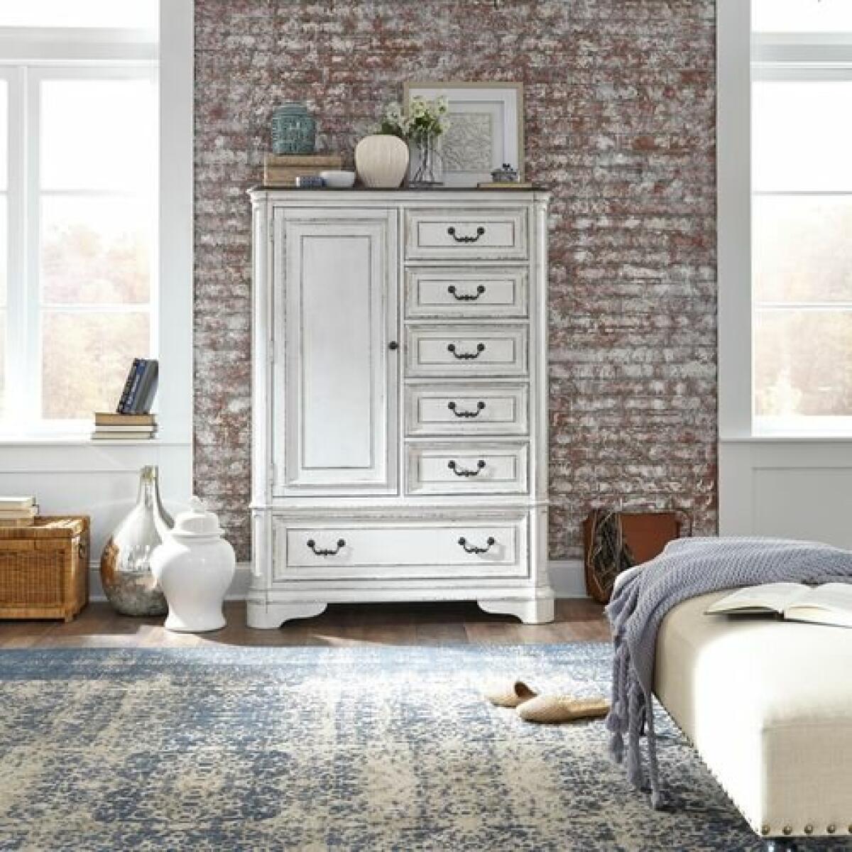 Magnolia Manor Master Chest - Image 8