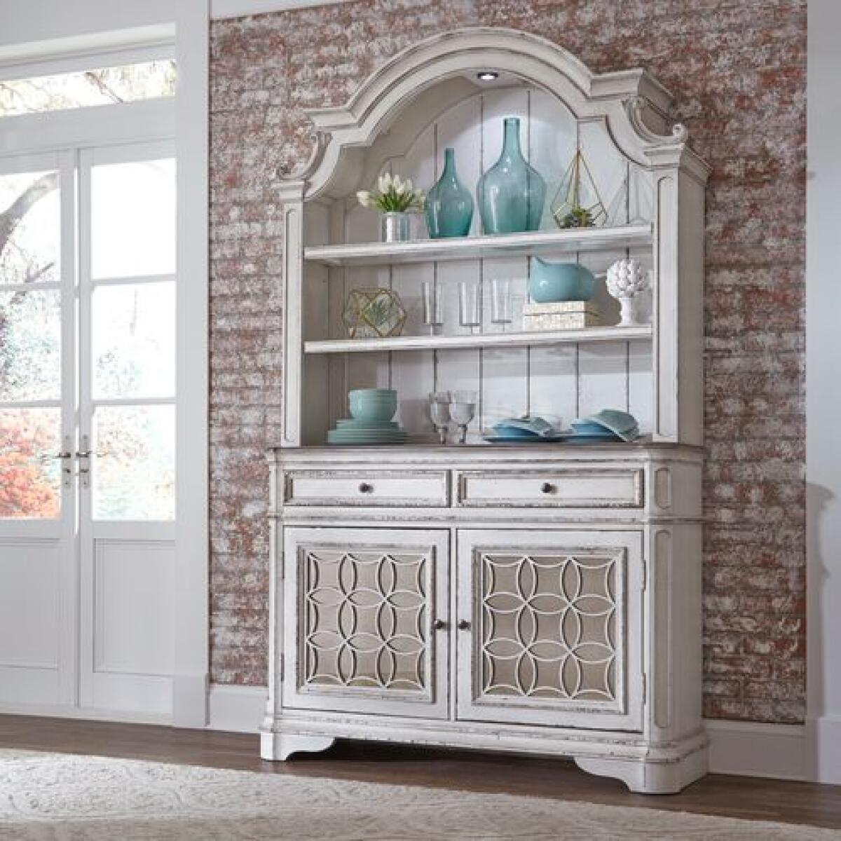 Magnolia Manor Hutch & Buffet - Image 4