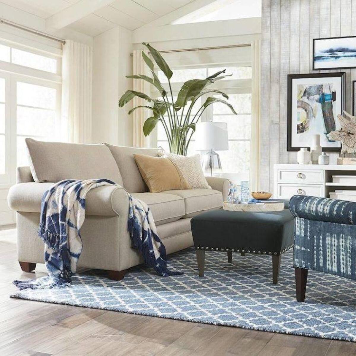 Alexander 85" Roll Arm Sofa - Image 3