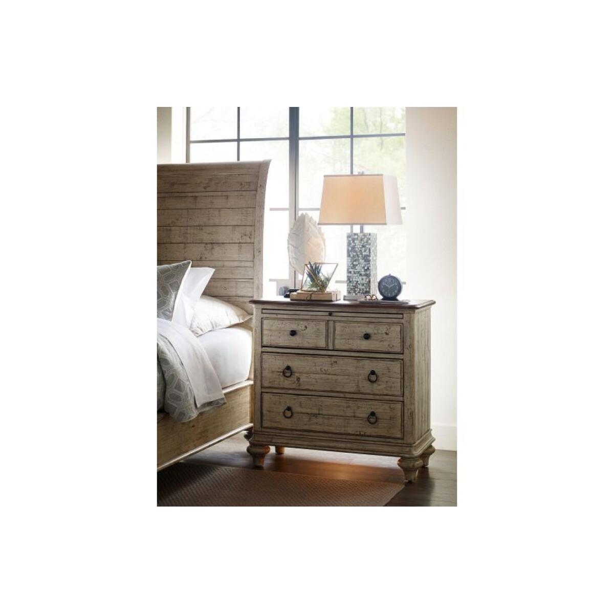 Weatherford Baldwin Bachelors Chest - Image 3