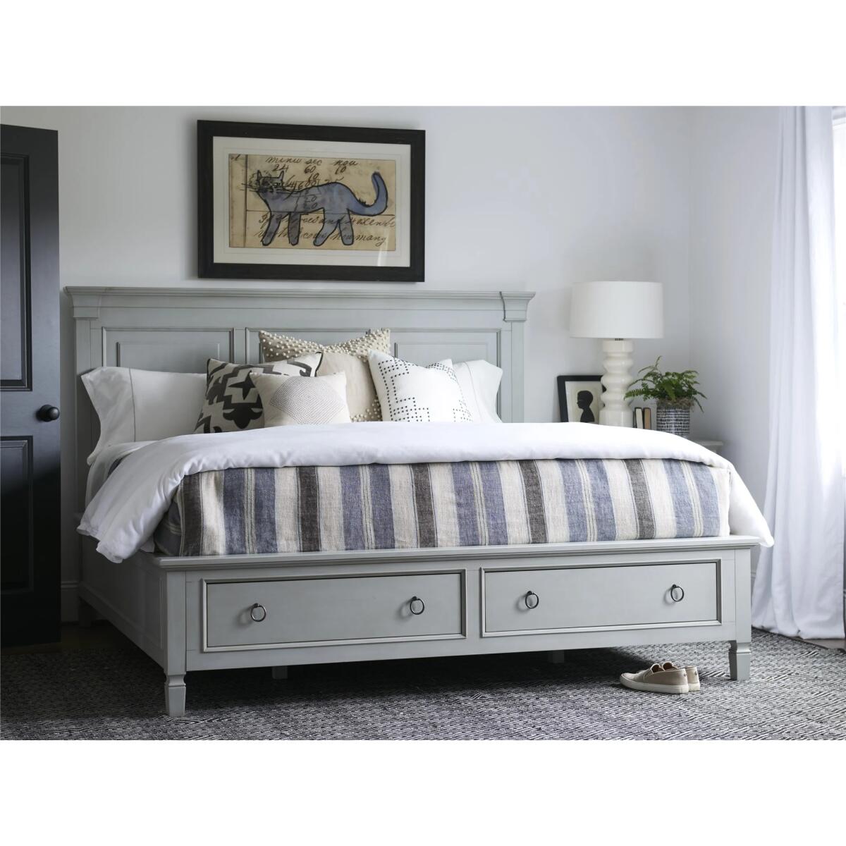 Summer Hill - French Gray Storage Queen Bed - Image 4