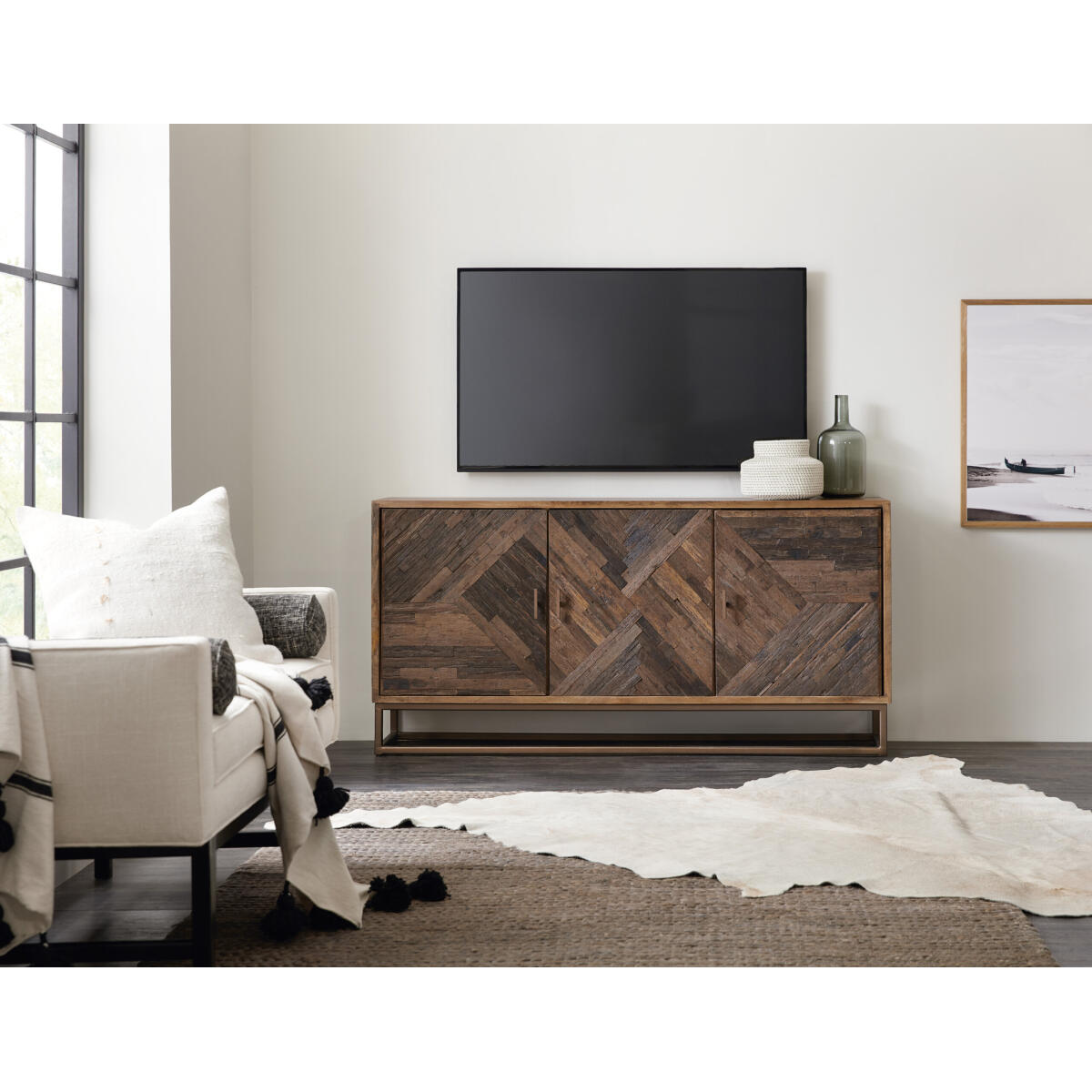 5905-55 Entertainment Console - Image 2