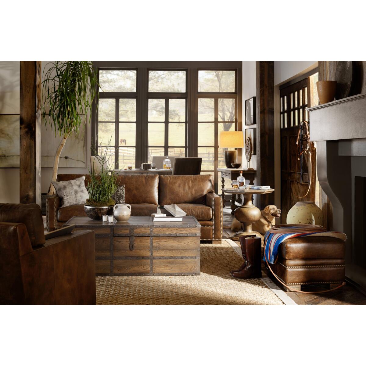 HilCountry Mason End Table - Image 6