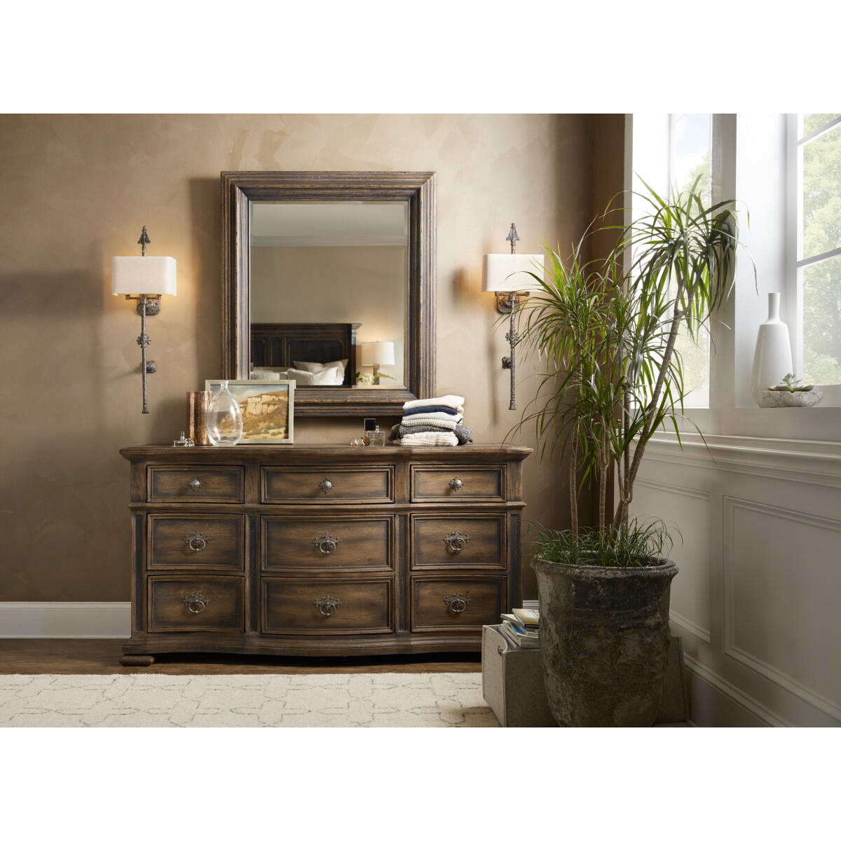 HilCountry Williamson Nine-Drawer Dresser - Image 2