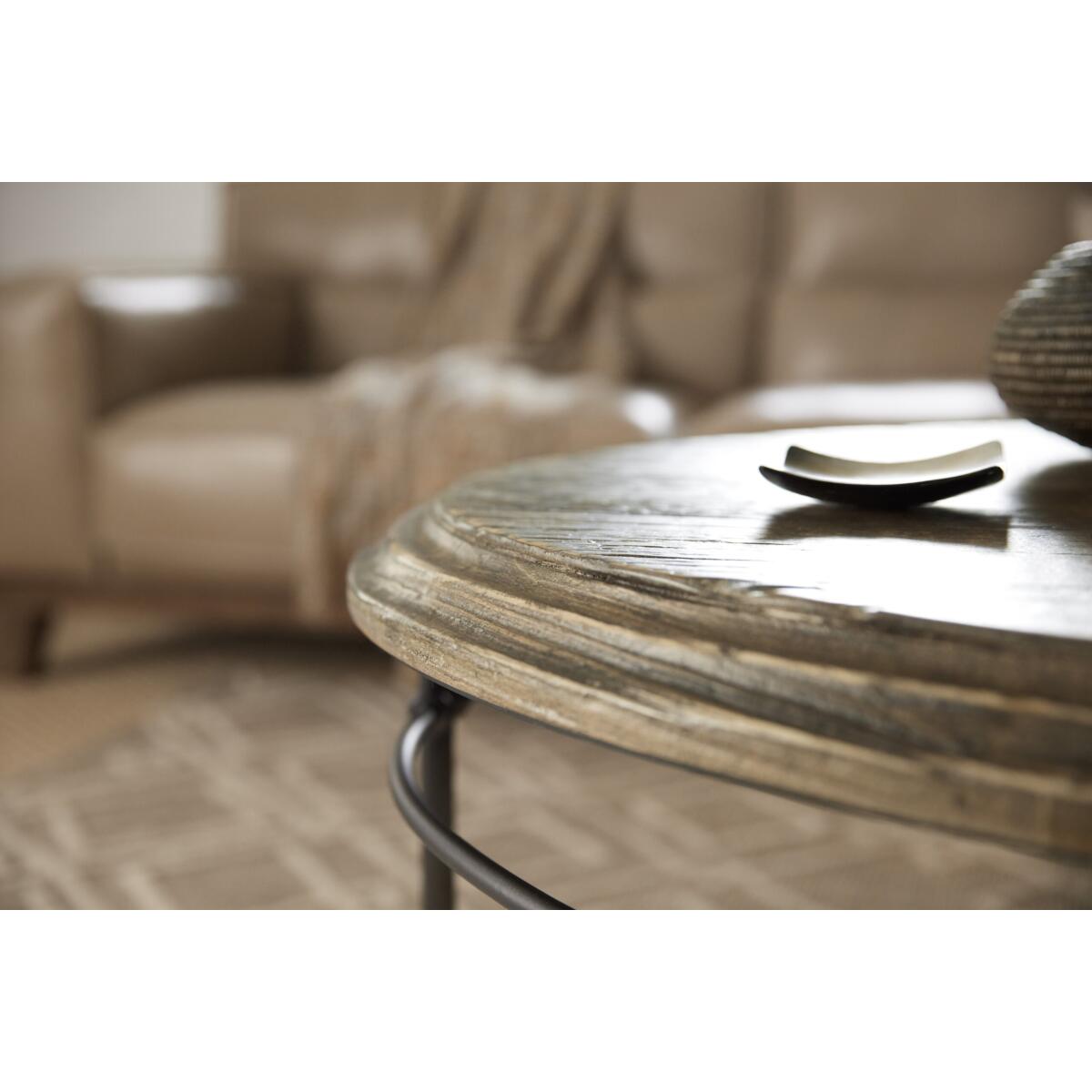 LaGrange La Grange Faison Oval Cocktail Table - Image 5