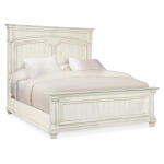 Traditions Traditions King Panel Bed